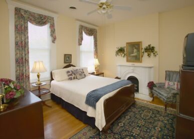 Photo Gallery, DuPont Mansion Historic Bed and Breakfast
