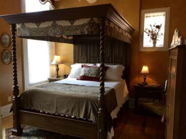 Hattie Bishop Speed Room, DuPont Mansion Historic Bed and Breakfast
